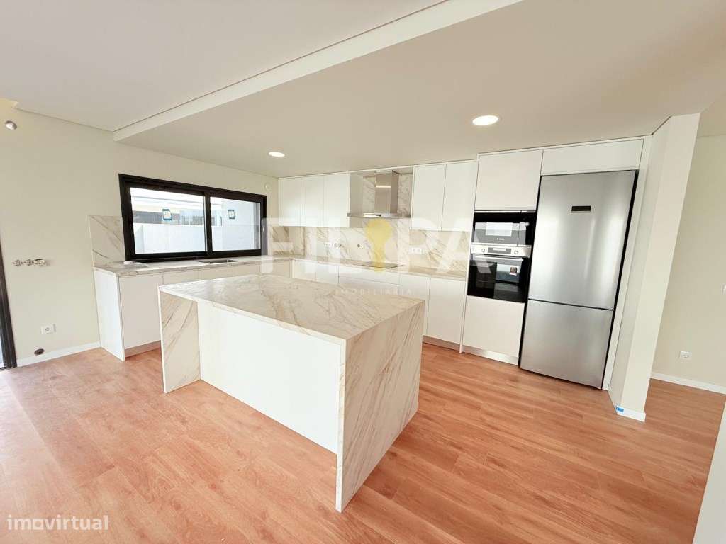 Moradia V3 Nova - Silva Escura, Maia - Grande imagem: 5/25