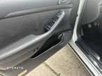 Toyota Avensis 1.8 VVT-i Sol - 7