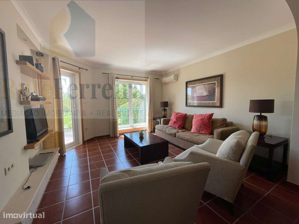 Apartamento T2 no Condomínio Campo Real! - Grande imagem: 2/38