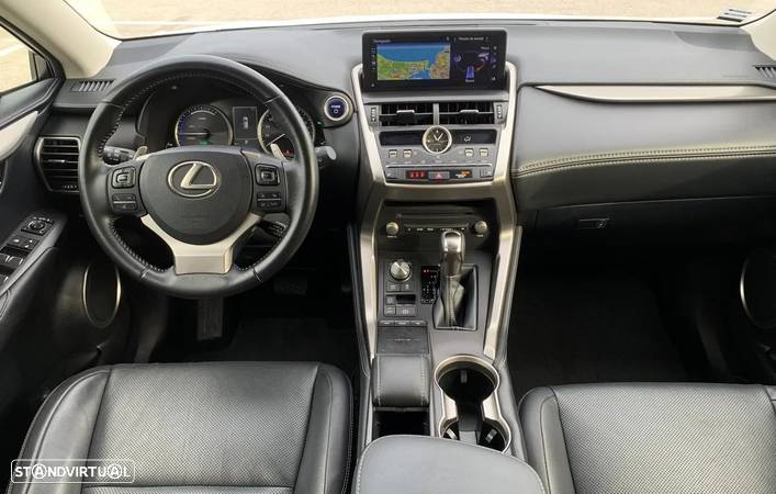 Lexus NX 300h Executive+ - 6