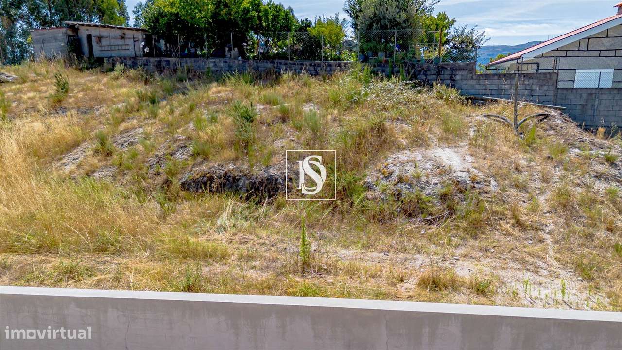 Lote de Terreno  Venda em Louredo,Amarante-12