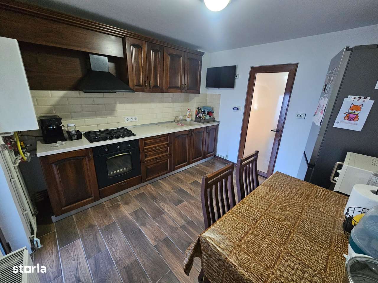 Apartament cu 3 camere de vânzare în Curtea de Argeș. - Imagine principală: 4/12