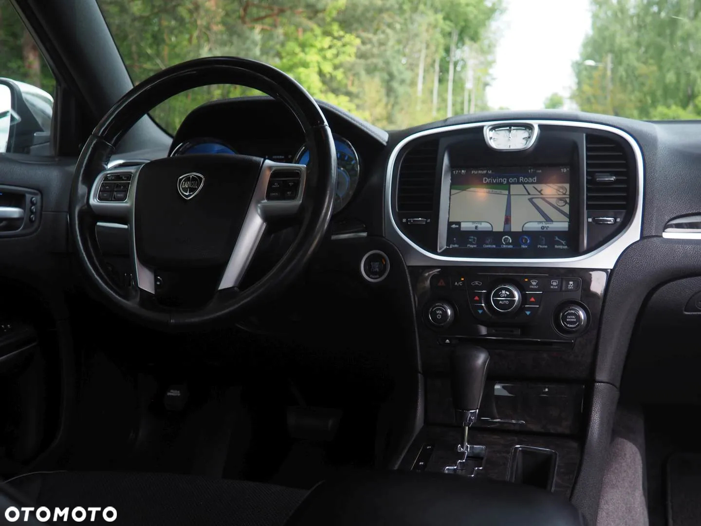 Lancia Thema 3.0CRD Platinum - 24
