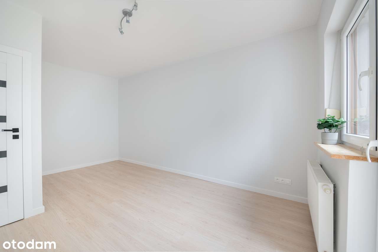 Ponadczasowy, jakościowy dom na dużej działce przy lesie-8