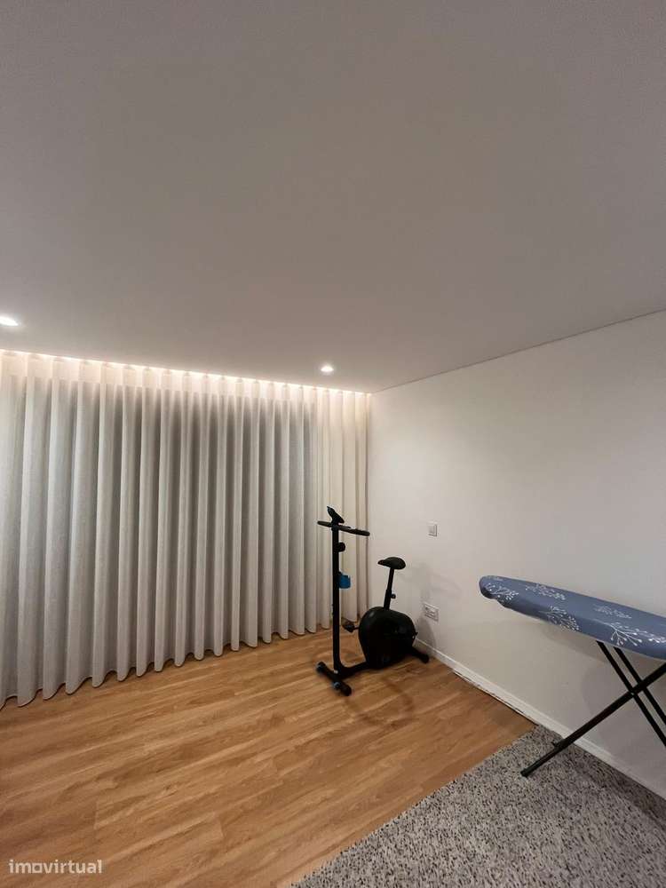 Moradia de Luxo com Piscina borda Infinita e 17.000 m² de Terreno-21