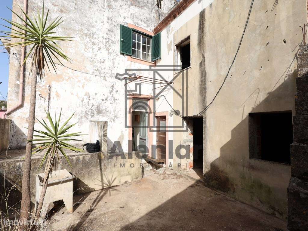 Prédio para remodelação - Alenquer-8