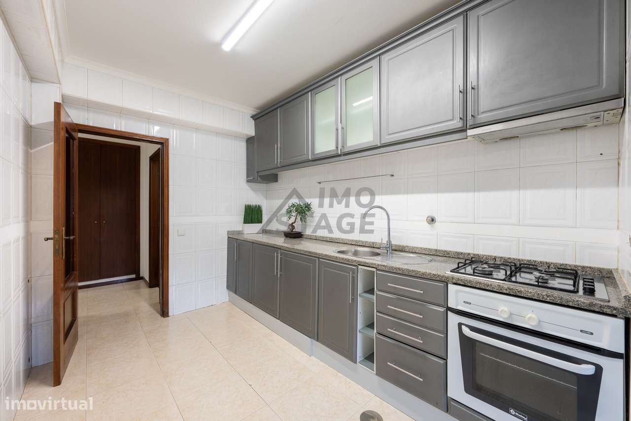 Oportunidade — T2 no Centro de Valongo-11