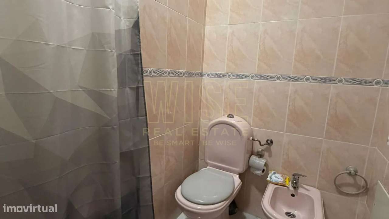 Apartamento T3 com  Garagem e Arrumo no Centro da Lousã-14