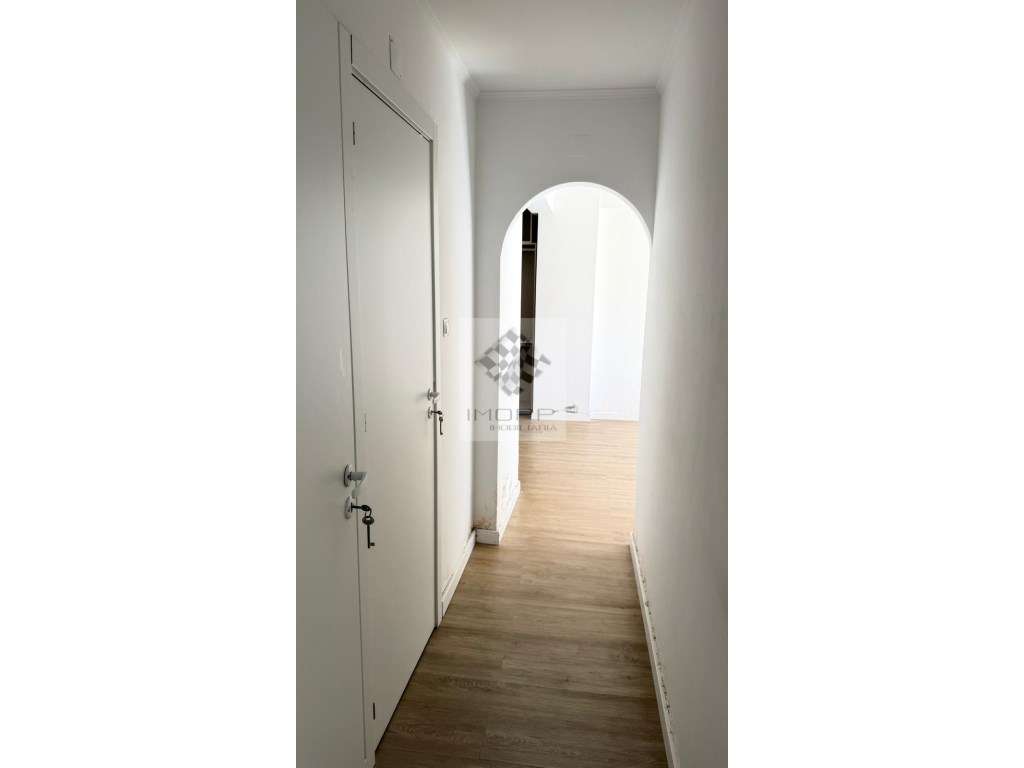 Apartamento T3 na Ramada - Conforto, Funcionalidade e Excelente Loc...-5