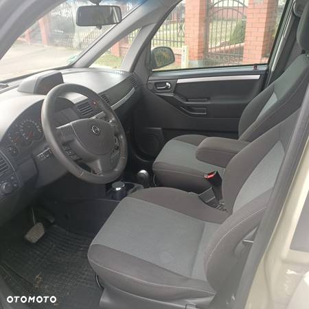 Opel Meriva 1.8 Cosmo MTA - 18