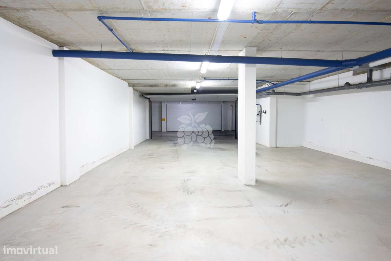 Apartamento T4 Duplex Costa da Guia-49