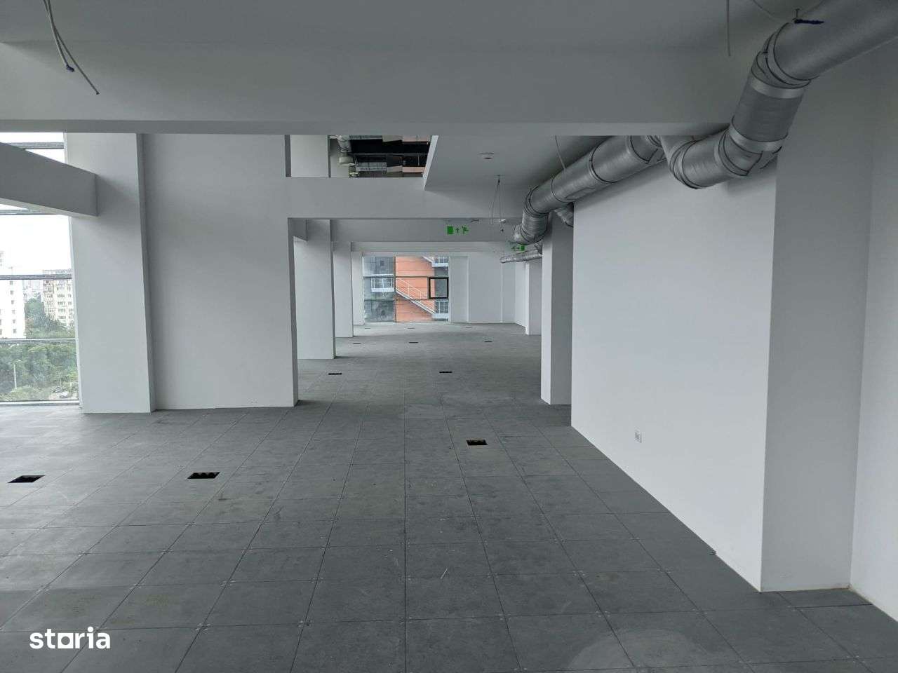 Cladire de Birouri clasa A - Ultramoderna - FINALIZATA - Imagine principală: 5/8