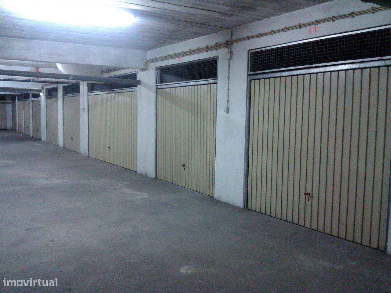 Garagem/box para venda no Barreiro - Grande imagem: 2/9