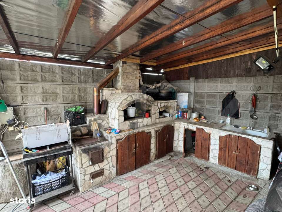 Casa cu 5 camere 300 mp in Hunedoara - Imagine principală: 1/19