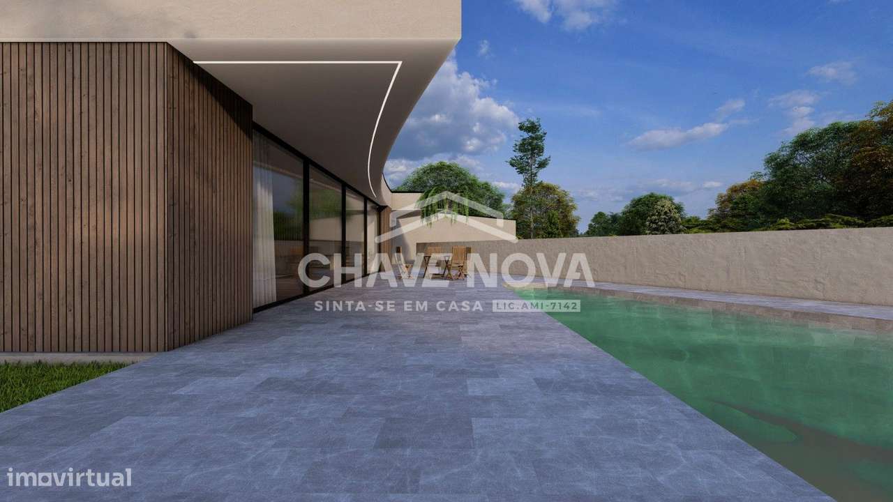 Moradia Isolada V4 c/ Piscina Centro Sta. Maria da Feira - Grande imagem: 5/15