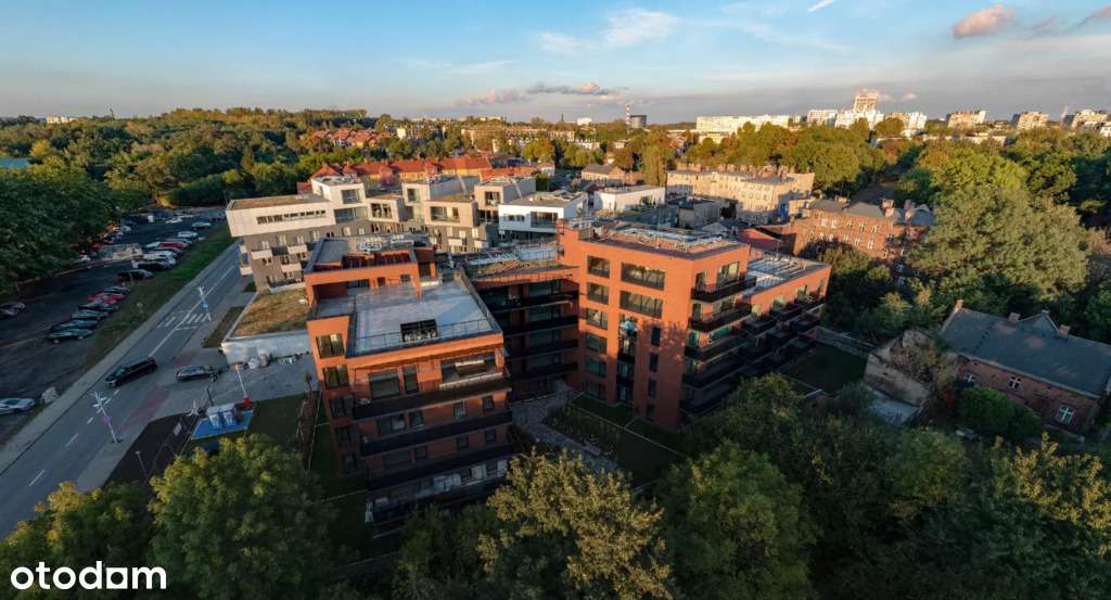 Apartamenty Złota - top, sypialnia z garderobą-16