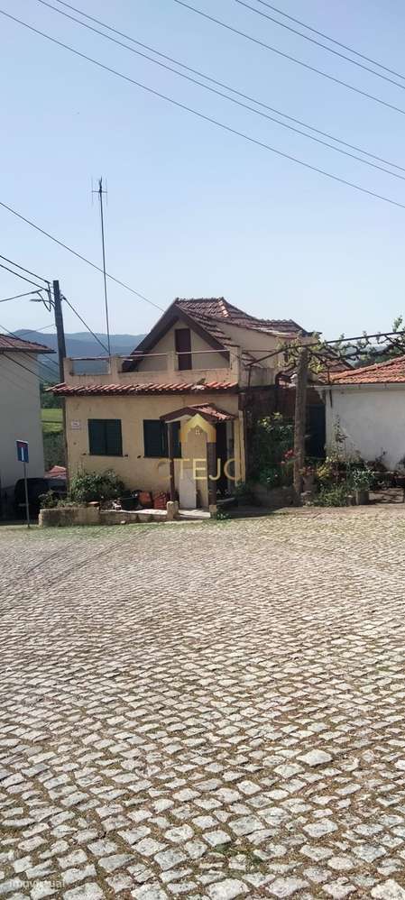 MORADIA  Á VENDA LUGAR DE PONTE  SAÕ PEDRO DO SUL-6