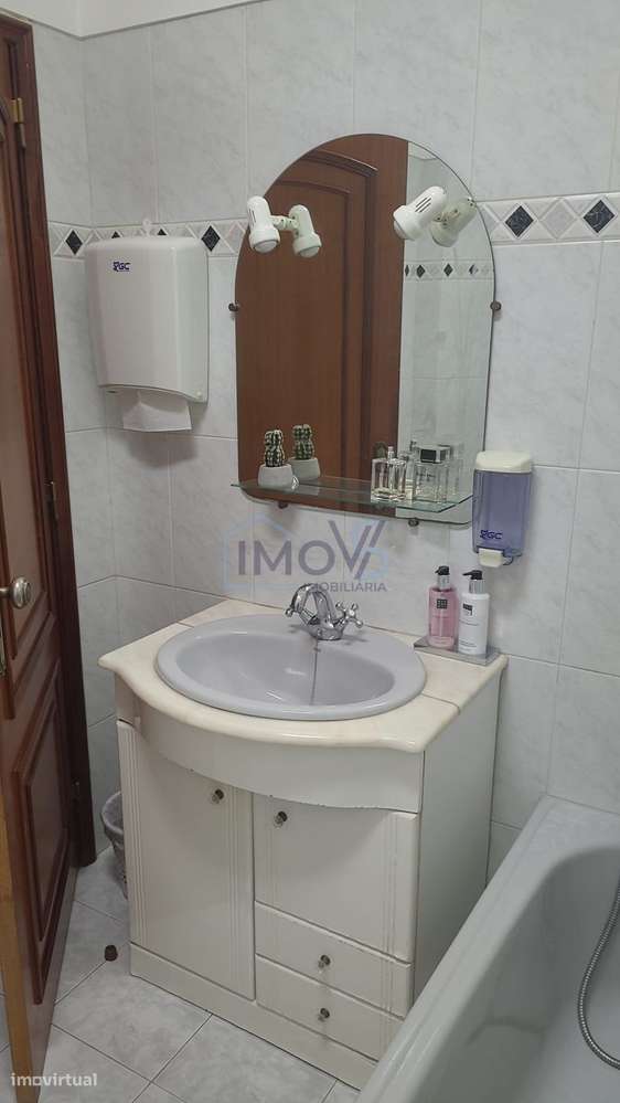 Apartamento T3 com terraço no Centro de Ferreira do Zêzere-7