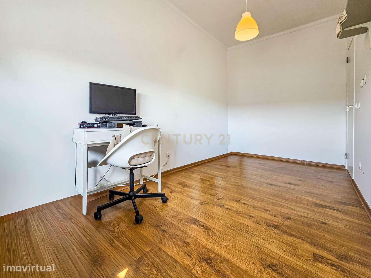 Baixa da Banheira / Moita - Apartamento de 3 assoalhadas totalmente re-13