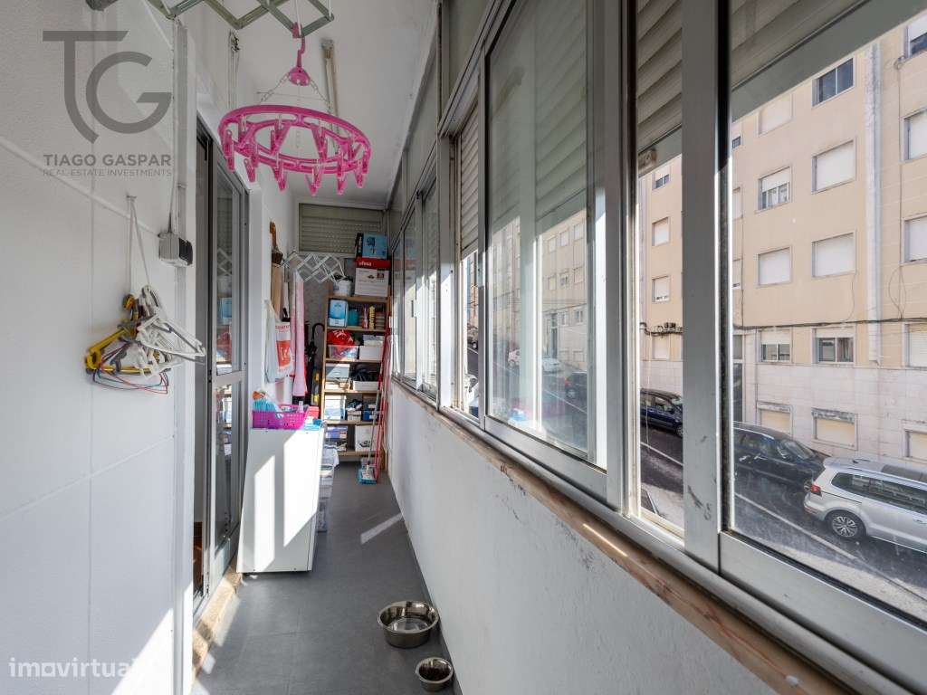 Apartamento T2 em Queluz-Belas junto à Estação-10