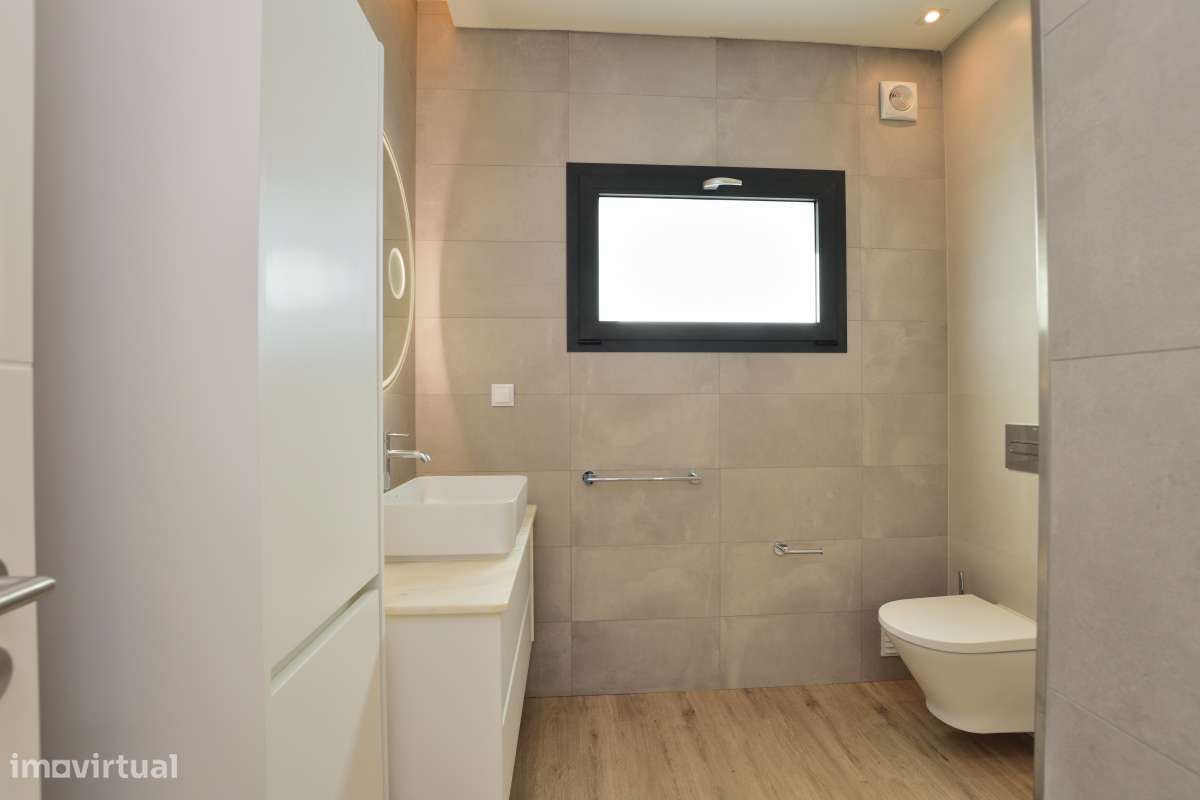 Moradia T4 c/ Certificação Energética A+ | Aveiras de Cima-28