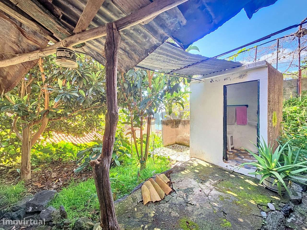 Moradia para Restaurar T1 Venda em Santa Cruz,Santa Cruz-5