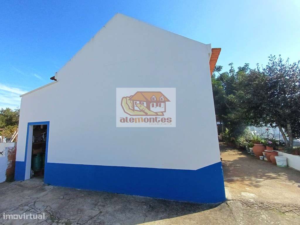 Monte tradicional alentejano para renovar - Melides-9