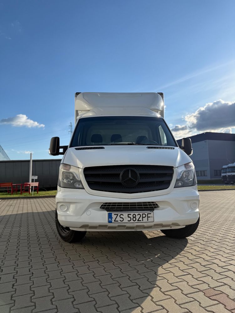 Mercedes-Benz Sprinter 2013