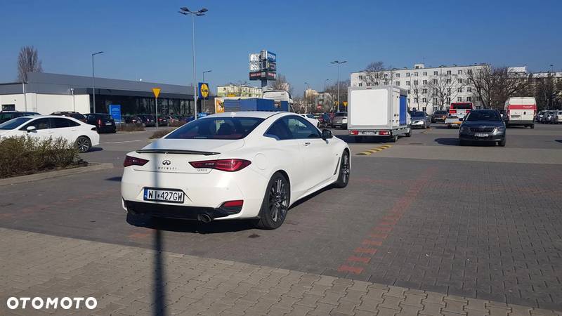 Infiniti Q60 2.0t Sport Tech - 10