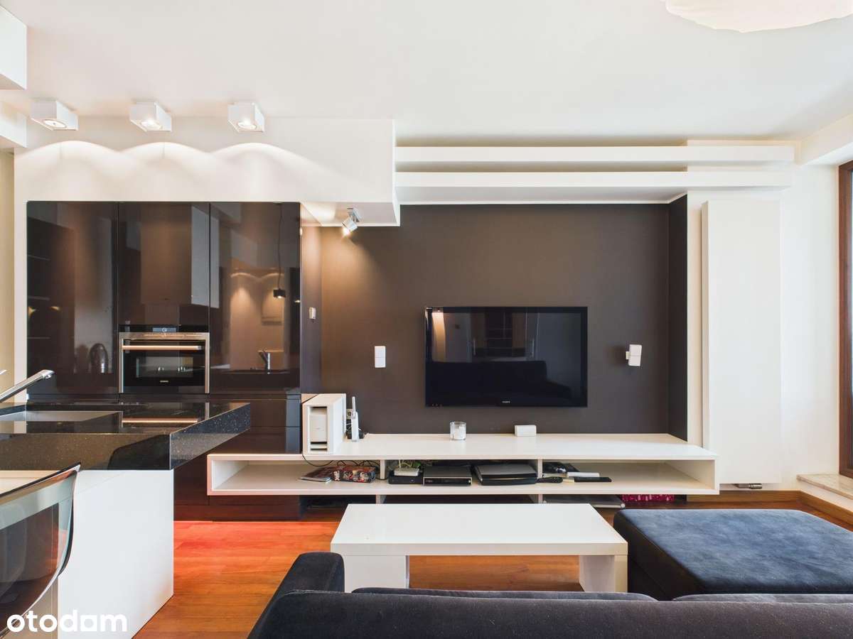 Ekskluzywny apartament Seatowers Gdynia - Widok na morze i marinę - Pełny obrazek: 2/14