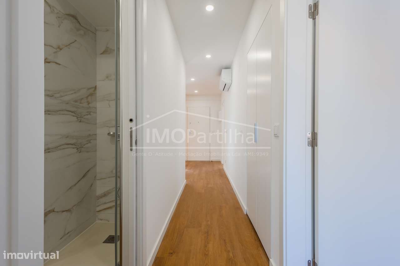 Apartamento t3 à venda na Rua Abáde Correia da Serra-12