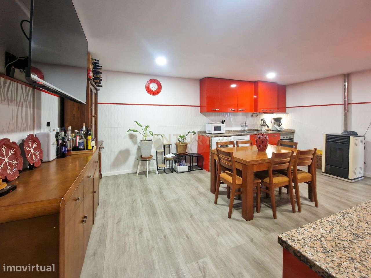 Moradia de rés do chão de 5 assoalhada e anexo 2 assoalhadas - Grande imagem: 4/30