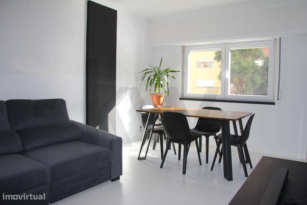 Apartamento T1 - Monte Abraão - Grande imagem: 2/12