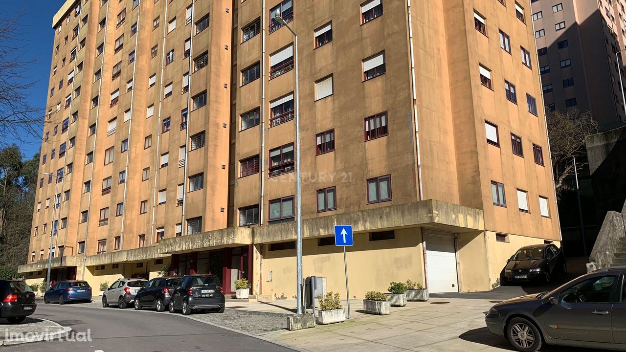 Apartamento T2 em Vila D Este