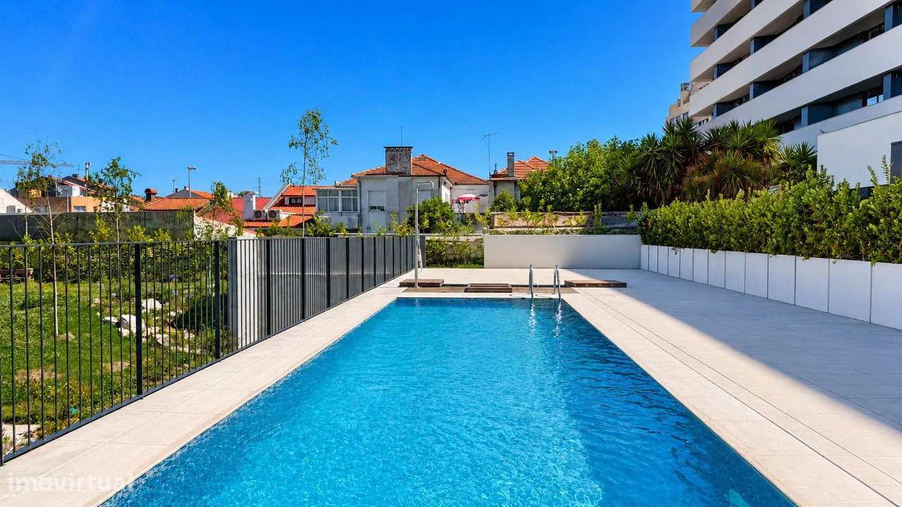 T1 com Piscina | Avenida Fernão Magalhães-16