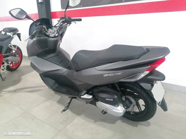 Honda PCX125 - 8