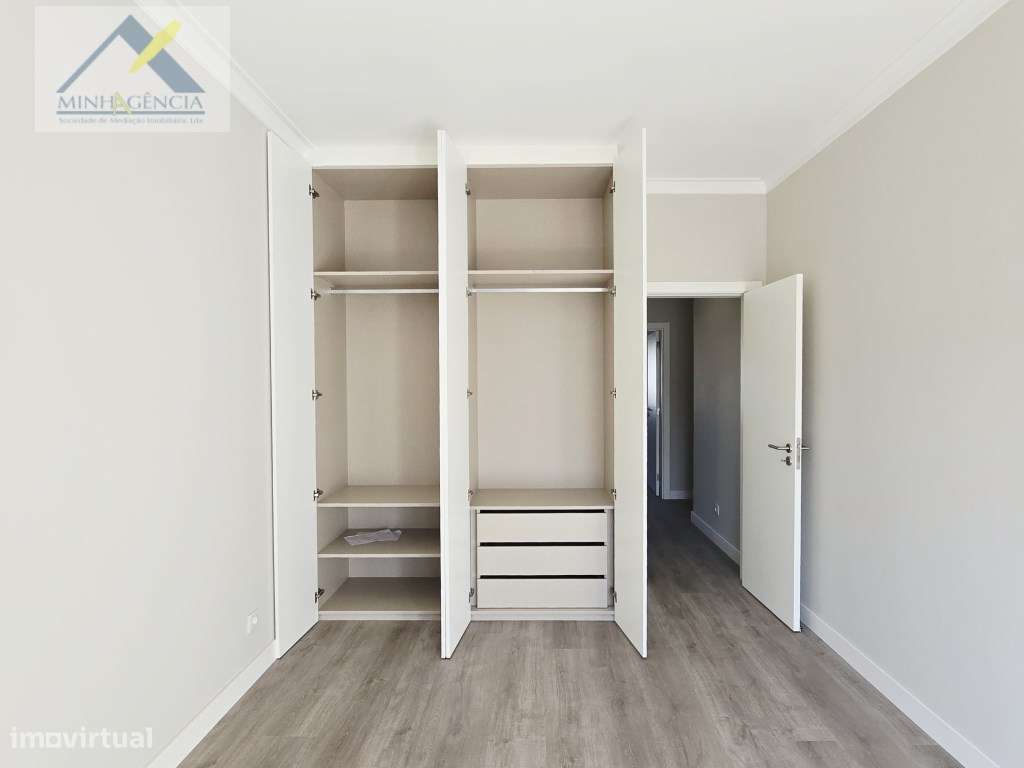Apartamento T3 remodelado na Algodeia em Setúbal-26