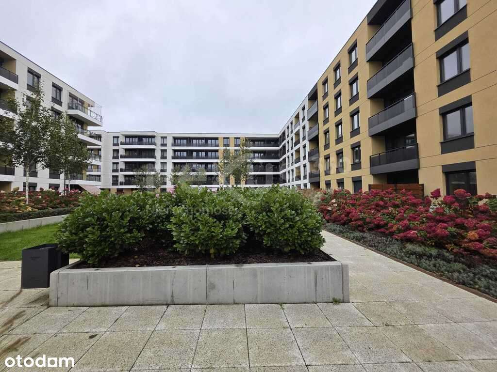 Balkon i 4 pokoje. Odbiór zaraz! Nowy etap-18