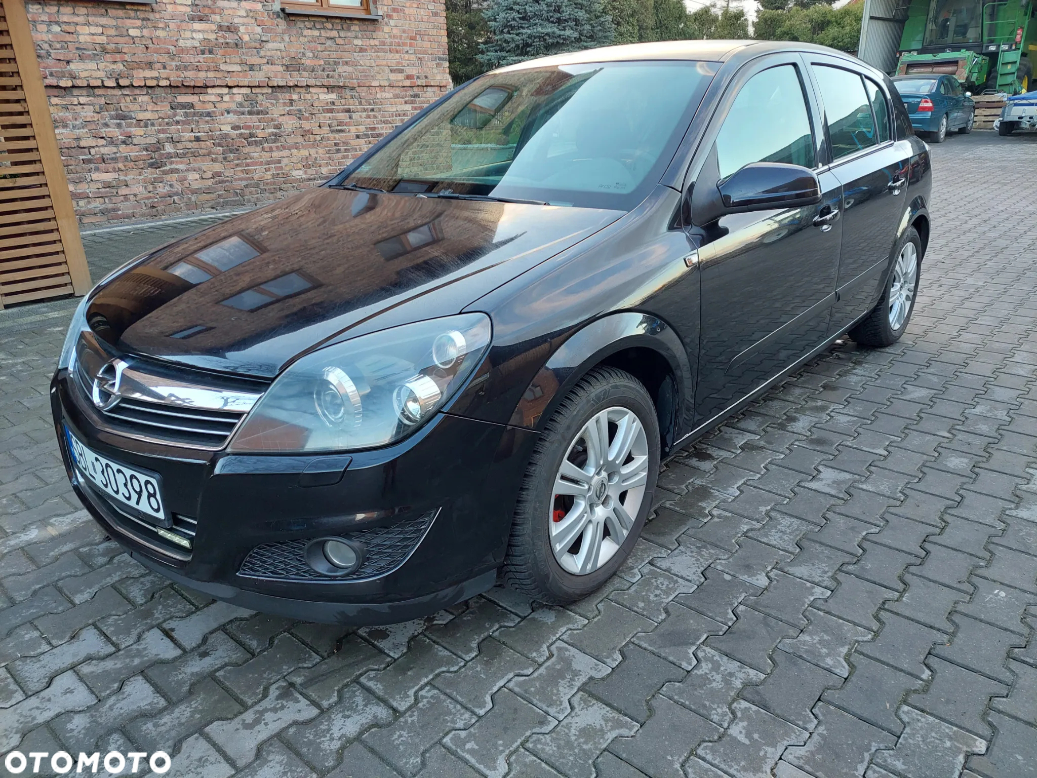 Opel Astra III 1.9 CDTI Cosmo - 8