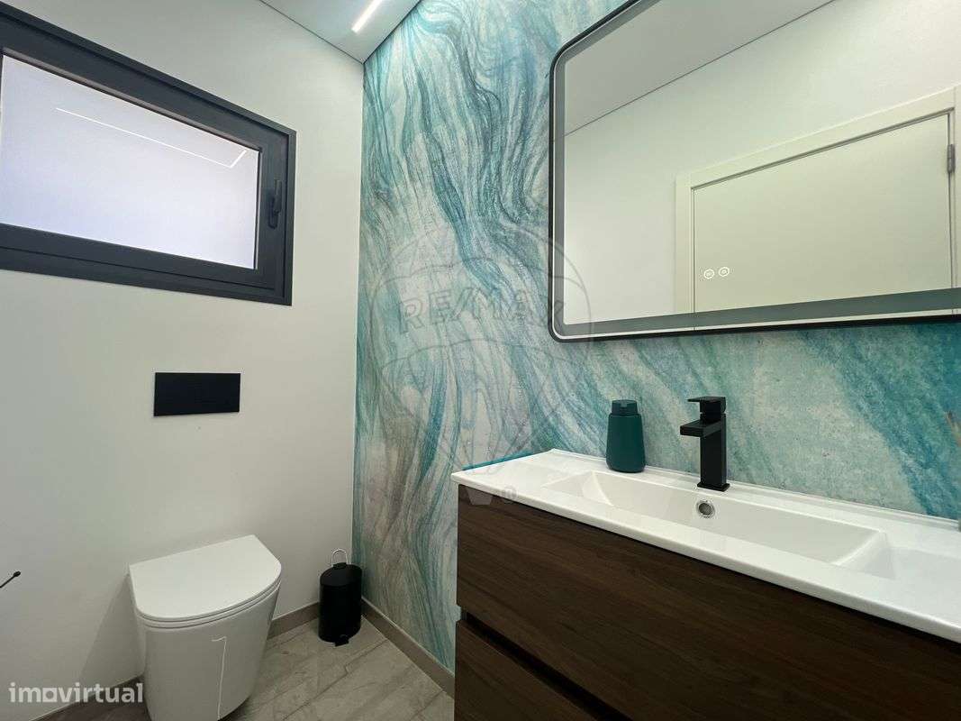 Moradia T4 para venda-24