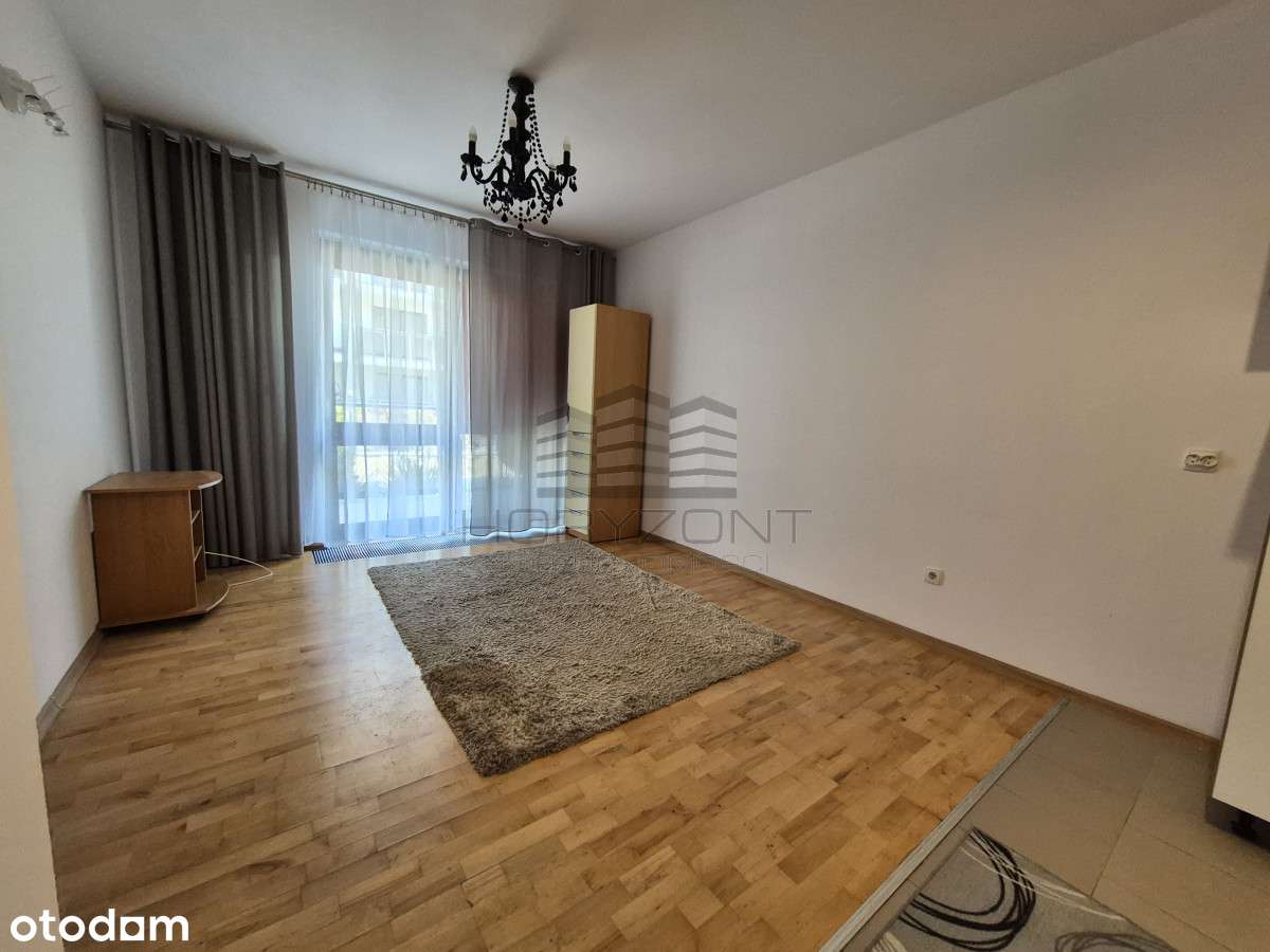 Przestronne mieszkanie z dużym balkonem + garaż-11