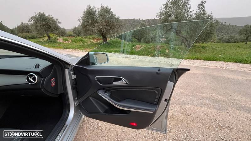 Mercedes-Benz CLA 180 CDi Urban Aut. - 33