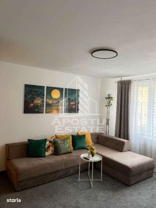 Apartament 1 cameră , AC, renovat , central - Imagine principală: 1/9