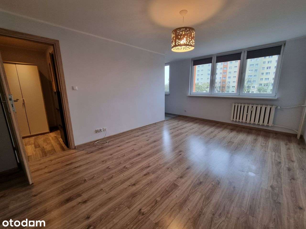 Wyremontowana kawalerka. Co miejskie, windy.-0