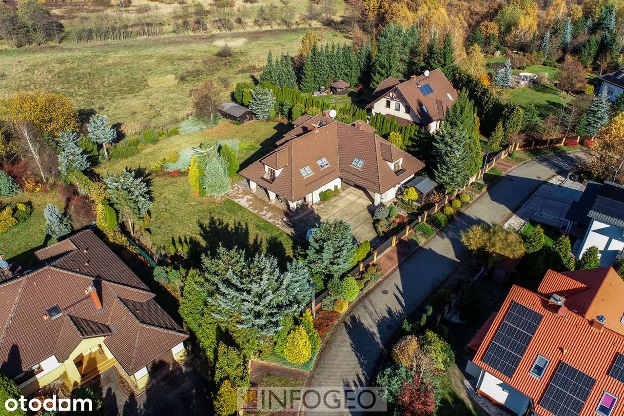 Wspaniały dom w rewelacyjnej lokalizacji - Pełny obrazek: 4/20