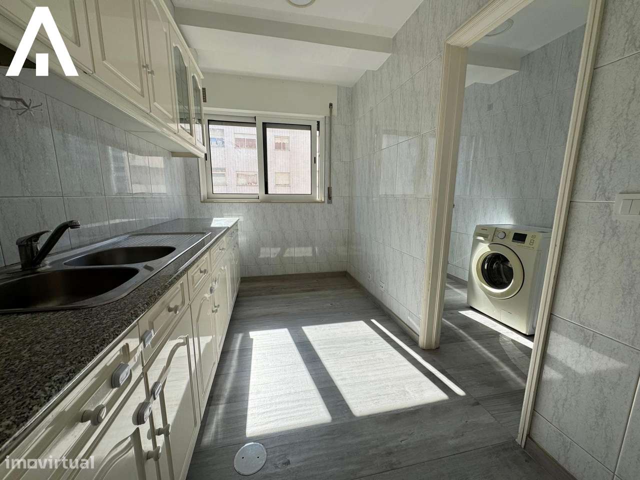 Apartamento T1 com garagem em Arcozelo - Grande imagem: 5/9