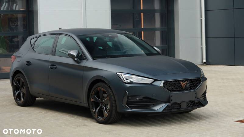 Cupra Leon 1.5 eTSI DSG - 4