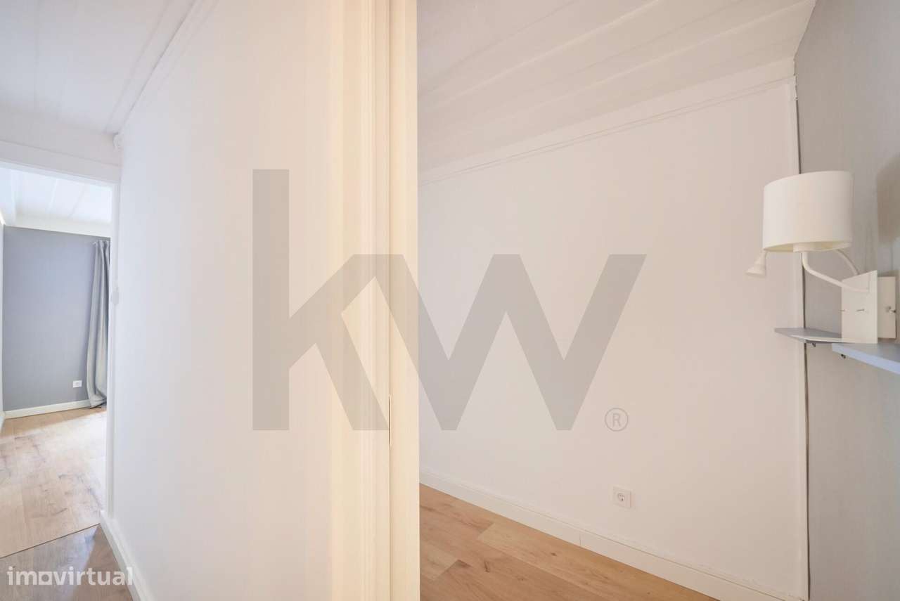 APARTAMENTO RENOVADO T1+1 JUNTO AO CASTELO SÃO JORGE-6