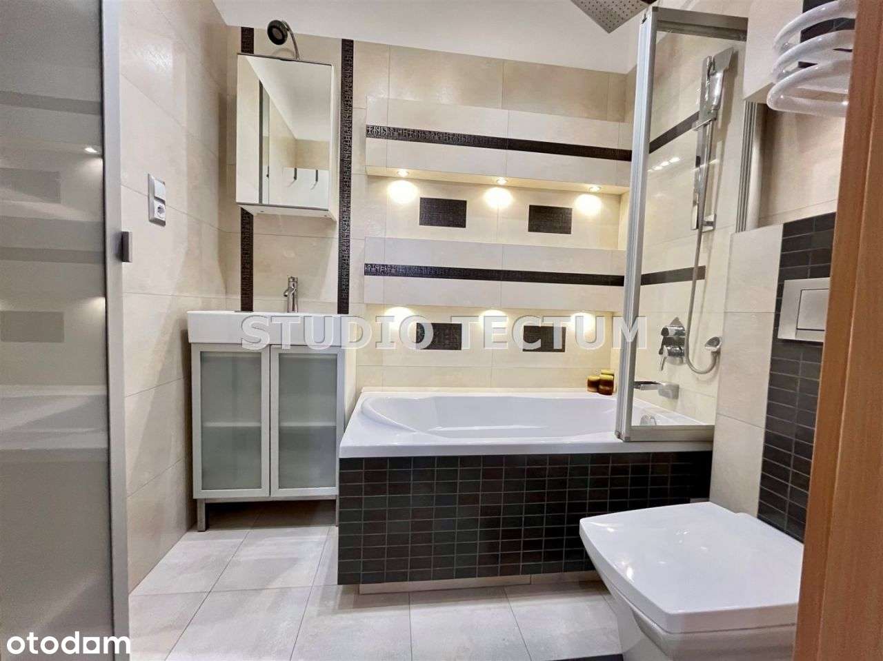 Ruczaj-2 pok, 52m2, umeblowane, taras, garaż,-8