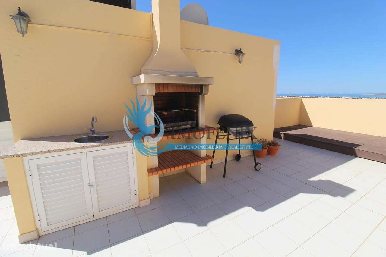 Moradia Geminada renovada T2+1 com piscina e garagem- Patroves- Albufe-30